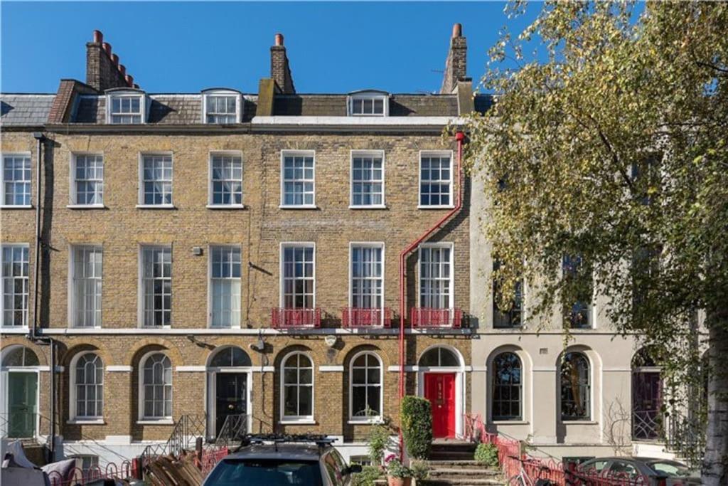 Entire Ground Floor Flat, Free Off-Street Parking And Large Garden Apartment London Exterior photo